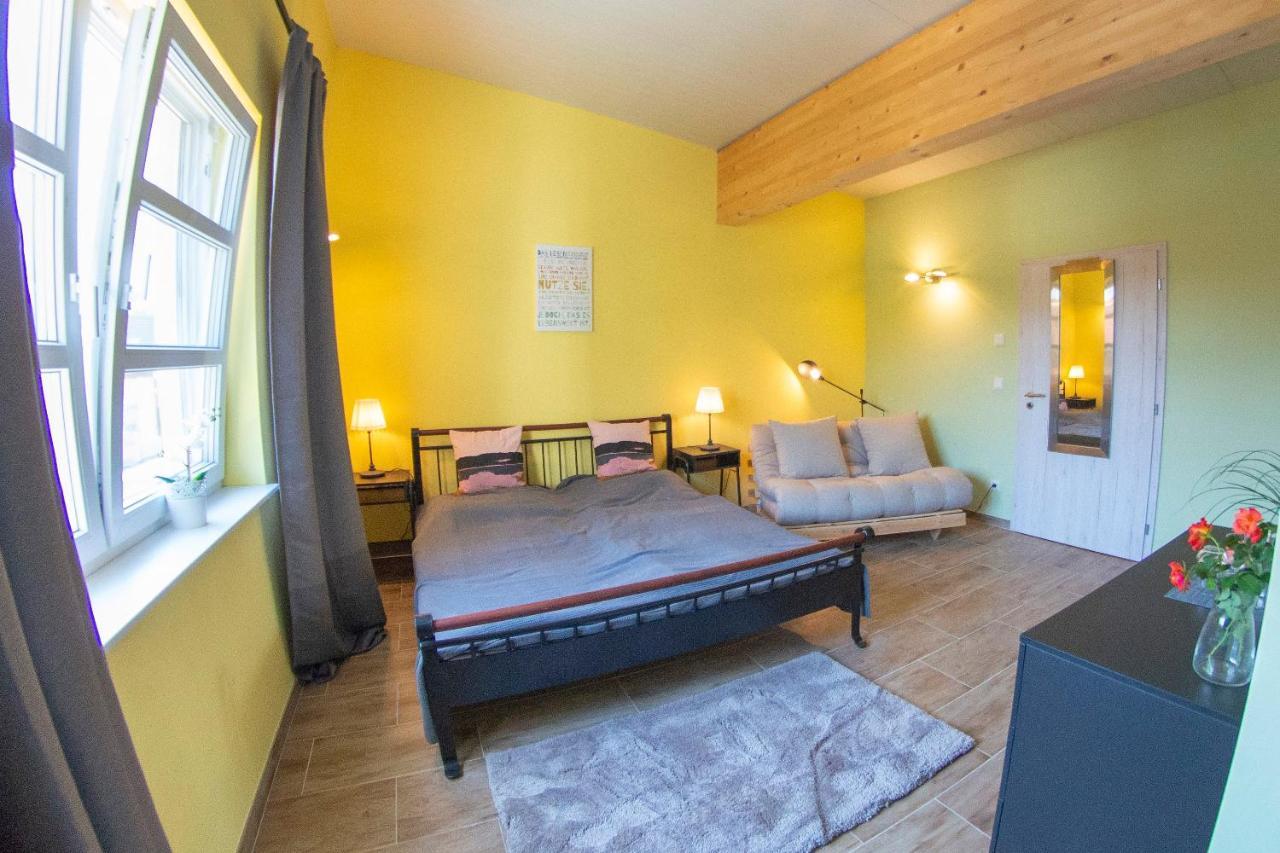 Ranchzimmer Am Hippo-Campus Reit- Und Therapiezentrum Deutsch Haslau Eksteriør billede