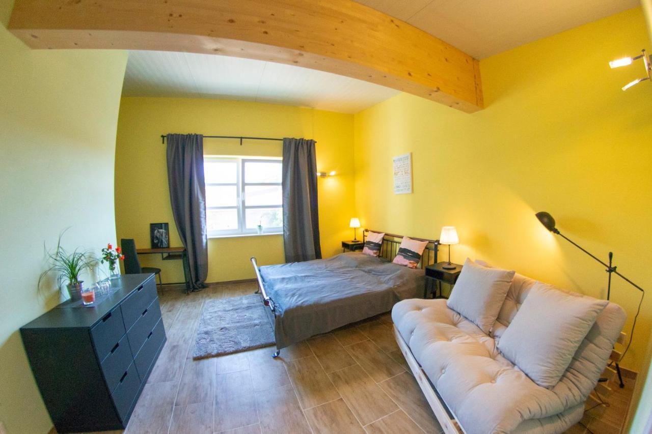 Ranchzimmer Am Hippo-Campus Reit- Und Therapiezentrum Deutsch Haslau Eksteriør billede