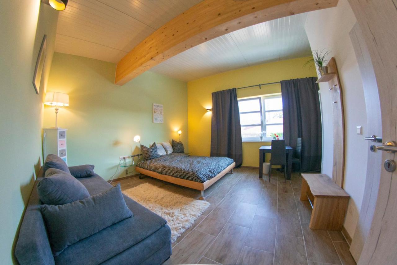 Ranchzimmer Am Hippo-Campus Reit- Und Therapiezentrum Deutsch Haslau Eksteriør billede