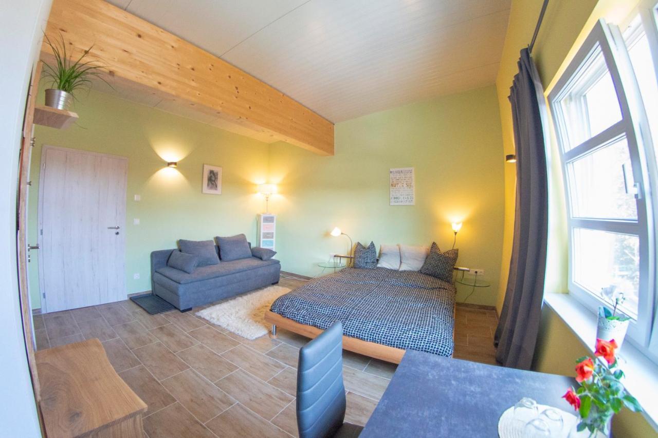 Ranchzimmer Am Hippo-Campus Reit- Und Therapiezentrum Deutsch Haslau Eksteriør billede
